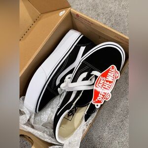 Platform Vans!
Size 2!